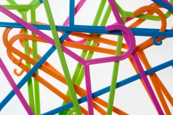 plastic coat hangers