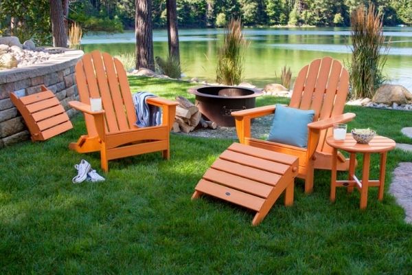 recycled plastic furniture